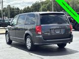 Used 2019 Dodge Grand Caravan SE w/ UConnect Hands-Free Group image 2