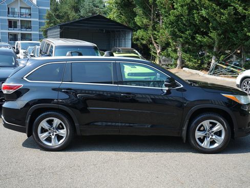 Used 2016 Toyota Highlander Limited AWD/4WD image 6