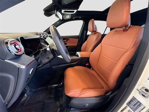 Certified 2025 Mercedes-Benz GLC 350e 4MATIC image 22