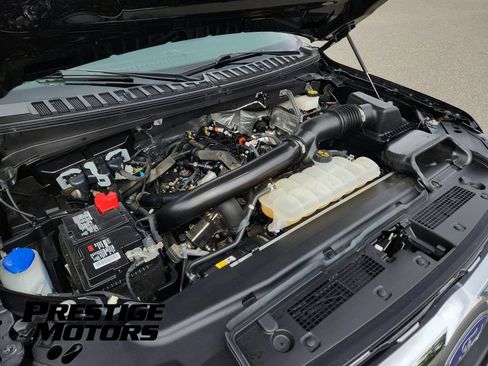 Used 2024 Ford Expedition Limited AWD/4WD image 16