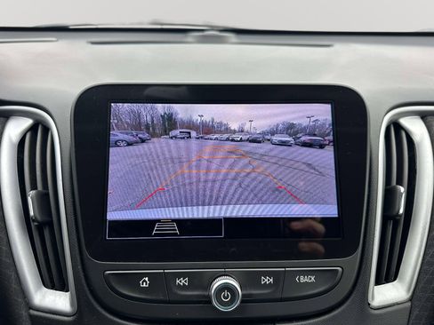 Certified 2024 Chevrolet Malibu LT image 11