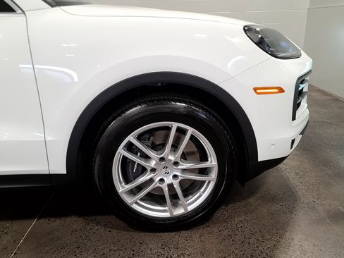 New 2026 Porsche Cayenne image 11