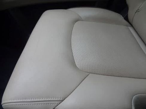 Used 2020 Nissan Armada Platinum w/ Captain's Chairs Package RWD image 36