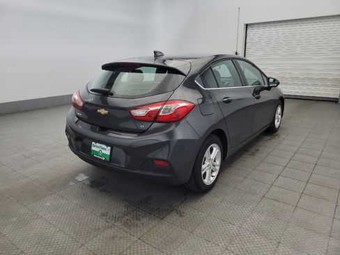 Used 2017 Chevrolet Cruze LT image 9