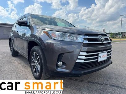 Used 2017 Toyota Highlander XLE