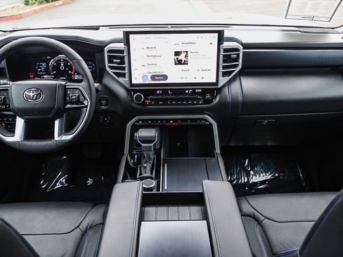 Used 2025 Toyota Tundra Platinum image 12