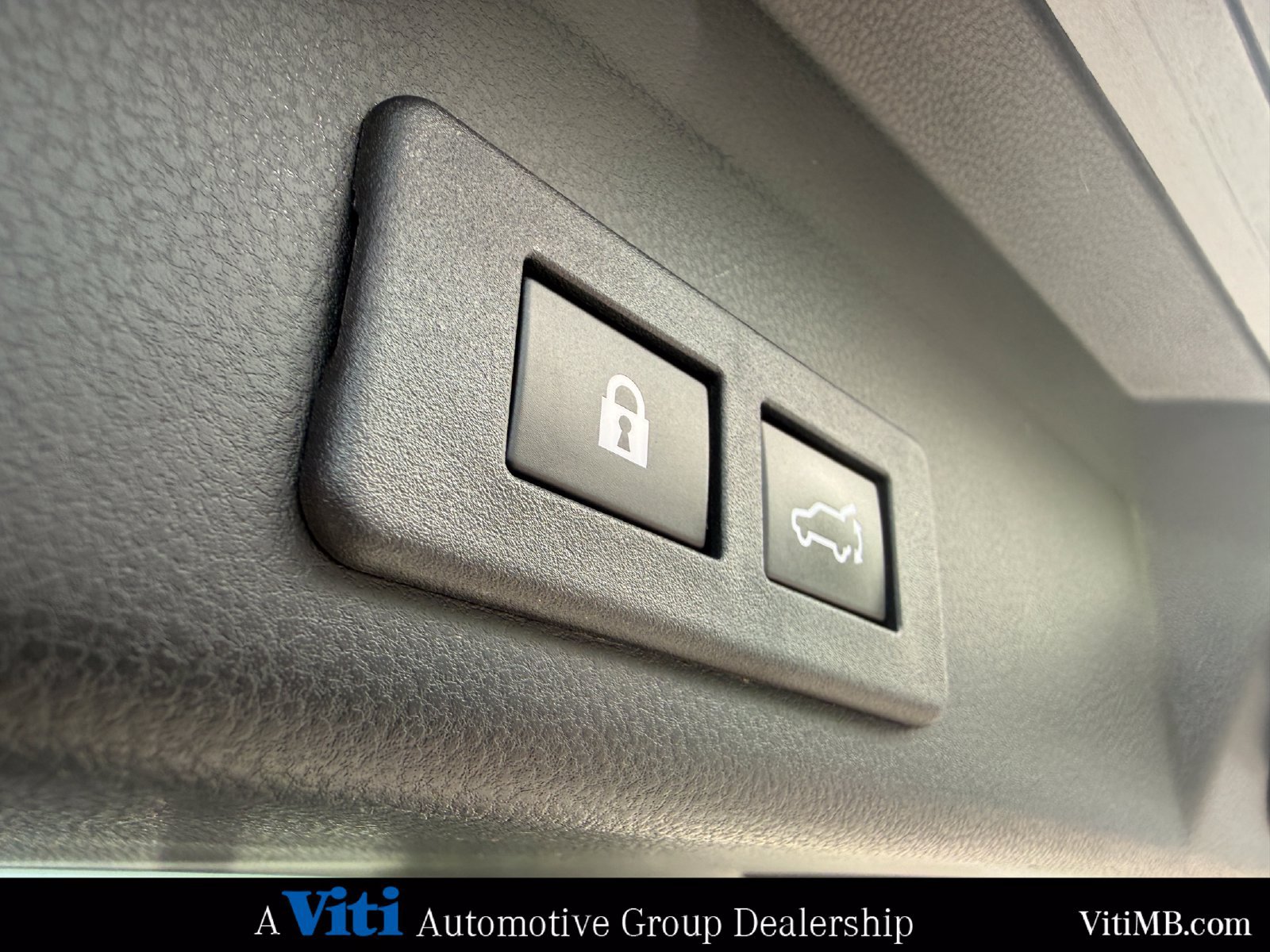 Used 2022 Subaru Ascent Touring AWD/4WD image 25