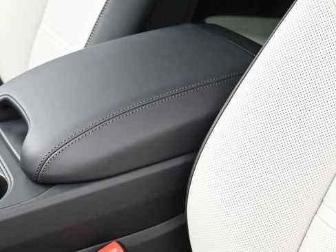 New 2026 Porsche Cayenne E-Hybrid Coupe image 21