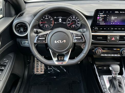 Used 2023 Kia Forte GT-Line image 15