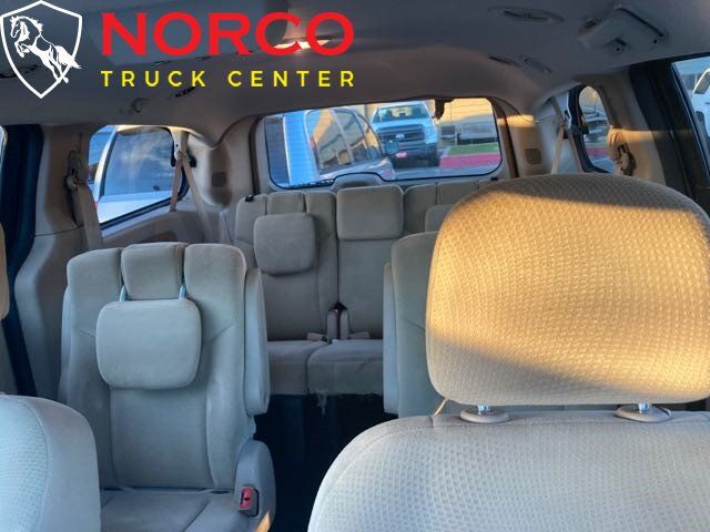 Used 2016 Dodge Grand Caravan SE w/ Quick Order Package 29E SE FWD image 9