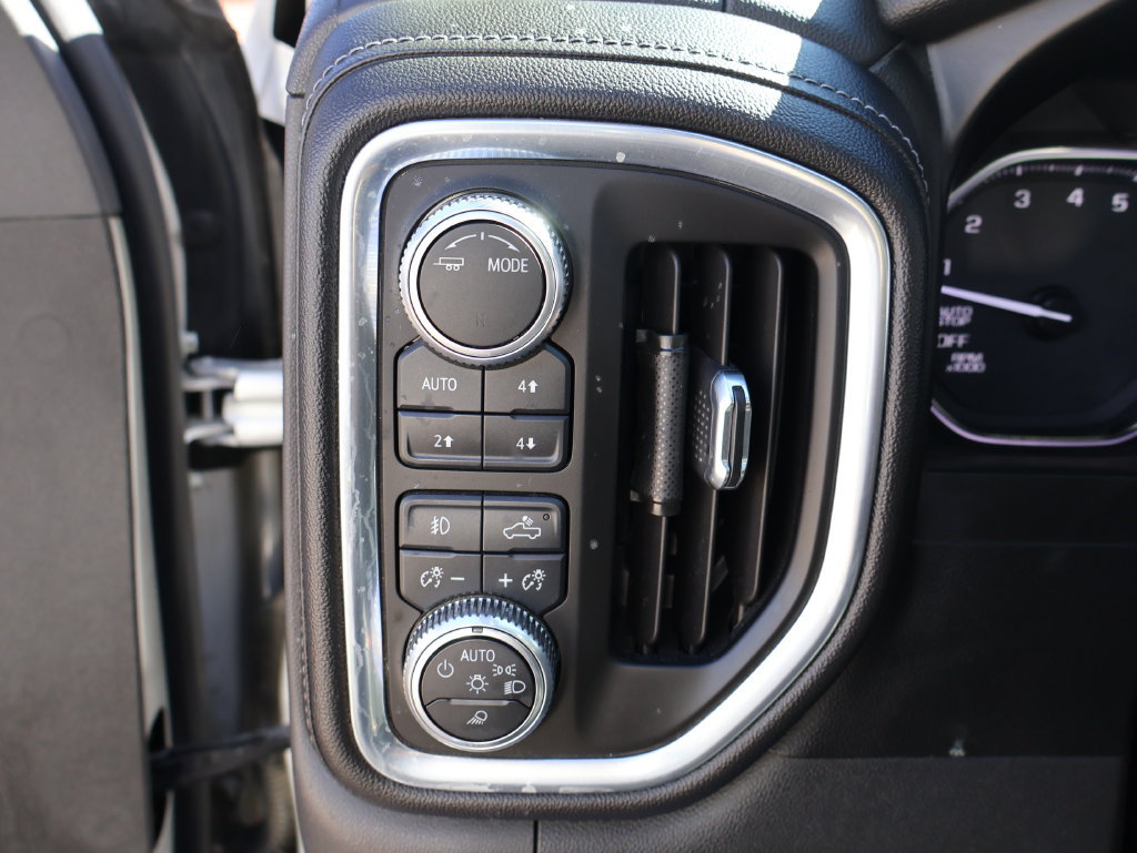 Used 2020 GMC Sierra 1500 SLT w/ SLT Premium Plus Package AWD/4WD image 33
