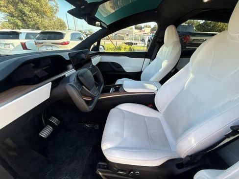 Used 2024 Tesla Model X AWD/4WD image 7