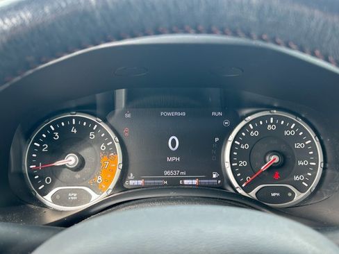 Used 2018 Jeep Renegade Trailhawk w/ Cold Weather Group II image 23