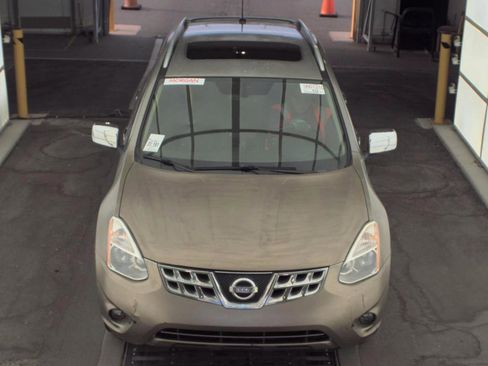 Used 2011 Nissan Rogue SV w/ SL Pkg image 2