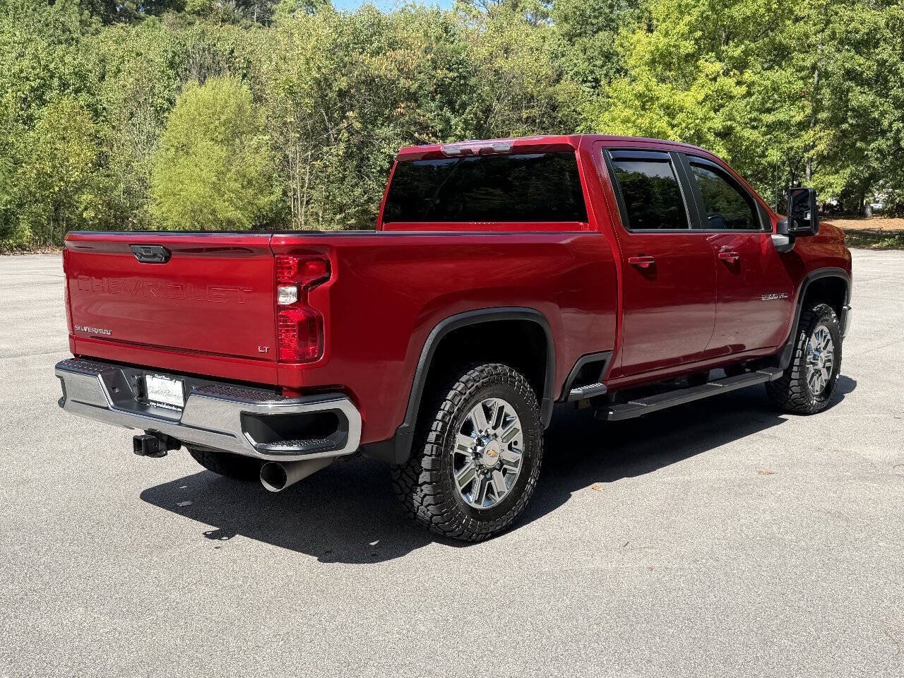 Used 2022 Chevrolet Silverado 2500 LT w/ Convenience Package AWD/4WD image 6