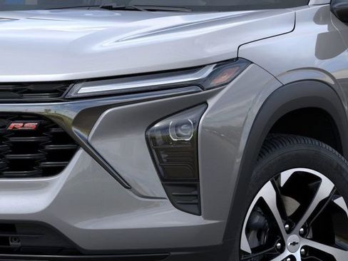 New 2026 Chevrolet Trax RS w/ Driver Confidence Package image 11