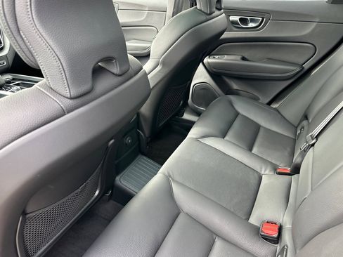 Certified 2025 Volvo XC60 T8 Plus w/ Protection Package Premier image 12