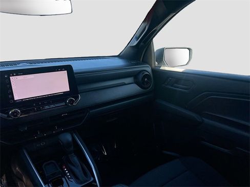 Used 2024 Chevrolet Colorado W/T w/ WT Convenience Package image 22