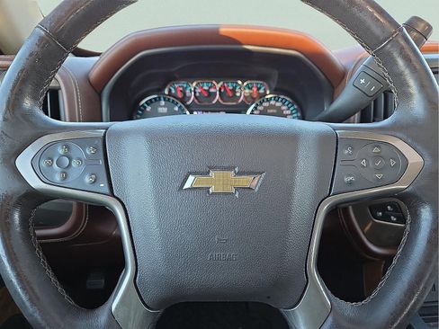 Used 2017 Chevrolet Silverado 1500 High Country image 24
