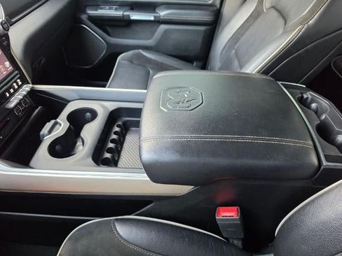 Used 2019 RAM 1500 Laramie AWD/4WD image 26