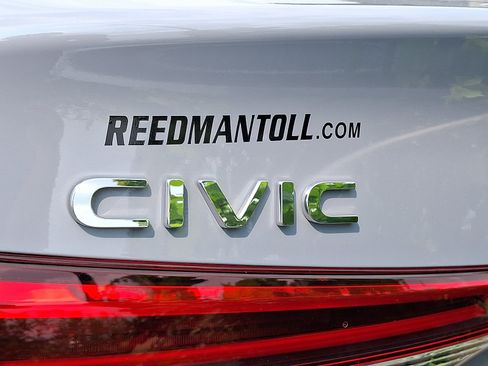 Used 2024 Honda Civic Touring image 32