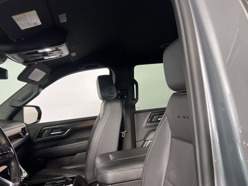 Used 2025 GMC Yukon Denali image 23