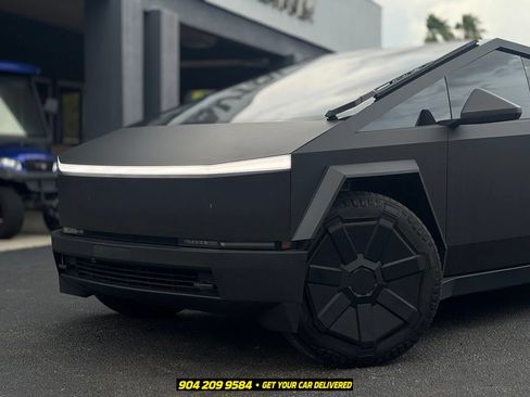Used 2024 Tesla Cybertruck Cyberbeast AWD/4WD image 2