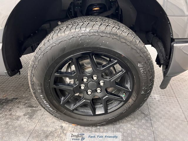 Used 2024 Ford F150 STX w/ STX Black Appearance Package AWD/4WD image 17