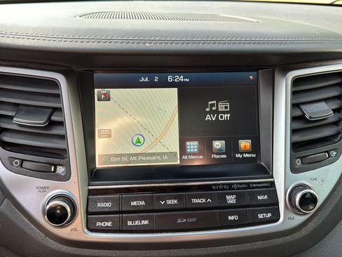 Used 2017 Hyundai Tucson Limited w/ Limited Ultimate Package 03 FWD image 17