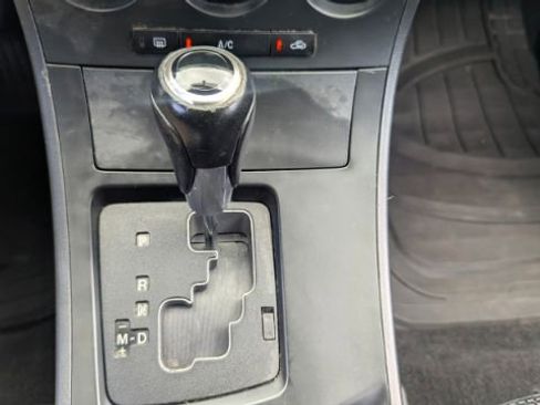 Used 2012 MAZDA MAZDA3 i Touring image 38