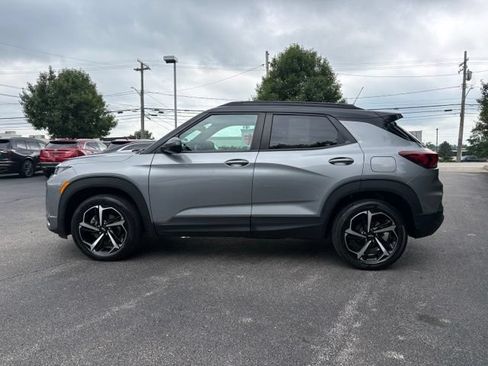 Used 2023 Chevrolet TrailBlazer RS AWD/4WD image 2