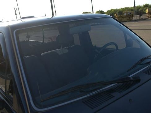 Used 1994 Toyota Pickup DX image 24