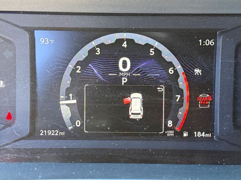 Used 2025 Toyota 4Runner SR5 AWD/4WD image 11