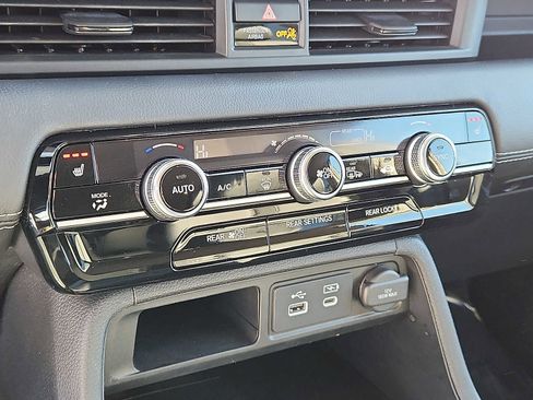 Certified 2023 Honda Pilot EX-L image 15