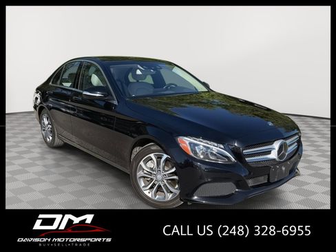 Used 2015 Mercedes-Benz C 300 4MATIC Sedan image 1