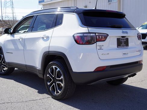 Used 2022 Jeep Compass Limited image 8