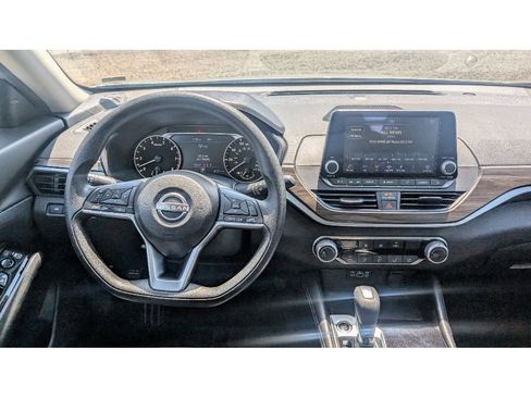 Used 2023 Nissan Altima 2.5 SV image 27