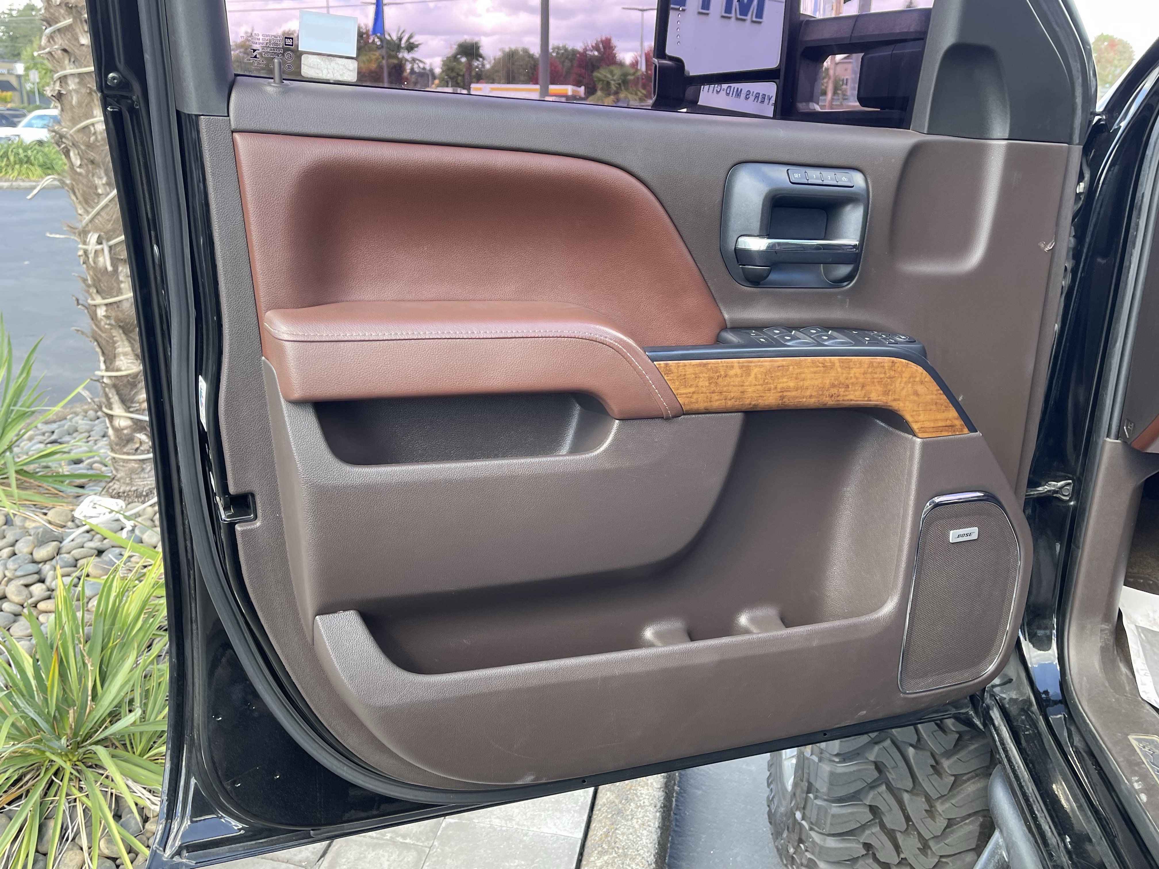 Used 2015 Chevrolet Silverado 3500 High Country AWD/4WD image 14