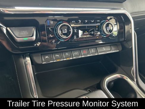 Used 2025 GMC Sierra 1500 Denali Ultimate AWD/4WD image 51