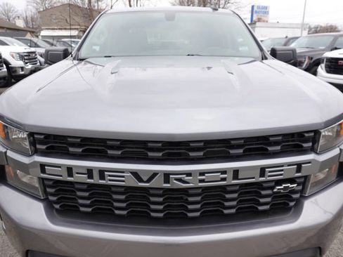 Used 2021 Chevrolet Silverado 1500 Custom w/ LPO, Dark Essentials Package AWD/4WD image 7