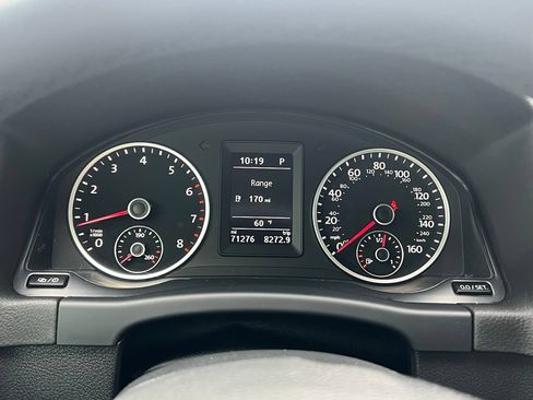 Used 2018 Volkswagen Tiguan Limited FWD image 24