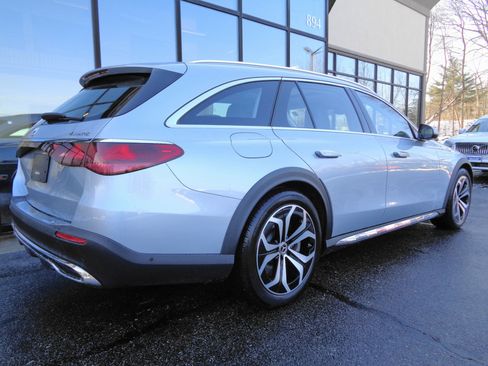 Used 2025 Mercedes-Benz E 450 4MATIC All-Terrain Wagon image 5
