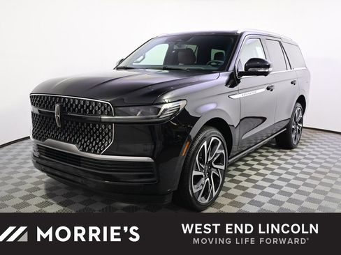 New 2026 Lincoln Navigator Reserve AWD/4WD image 1