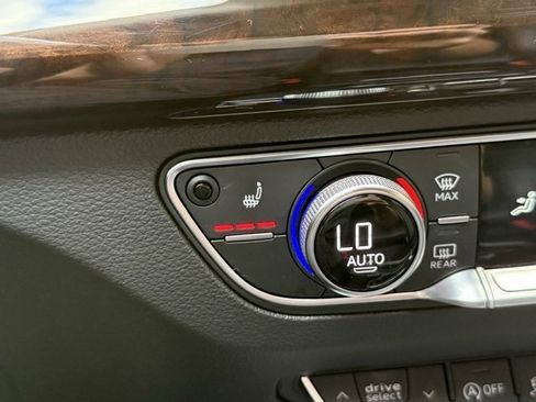 Used 2018 Audi Q5 2.0T Premium image 22