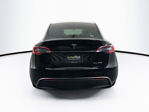 Used 2022 Tesla Model Y Long Range AWD/4WD image 7