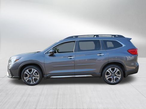 Used 2024 Subaru Ascent Touring w/ Popular Package #2 AWD/4WD image 4