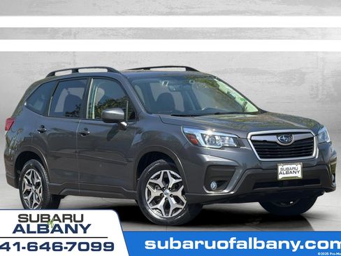 Used 2020 Subaru Forester Premium w/ Popular Package #1 AWD/4WD image 1