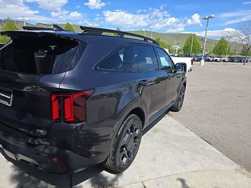 Used 2025 Kia Sorento SX Prestige AWD/4WD image 6