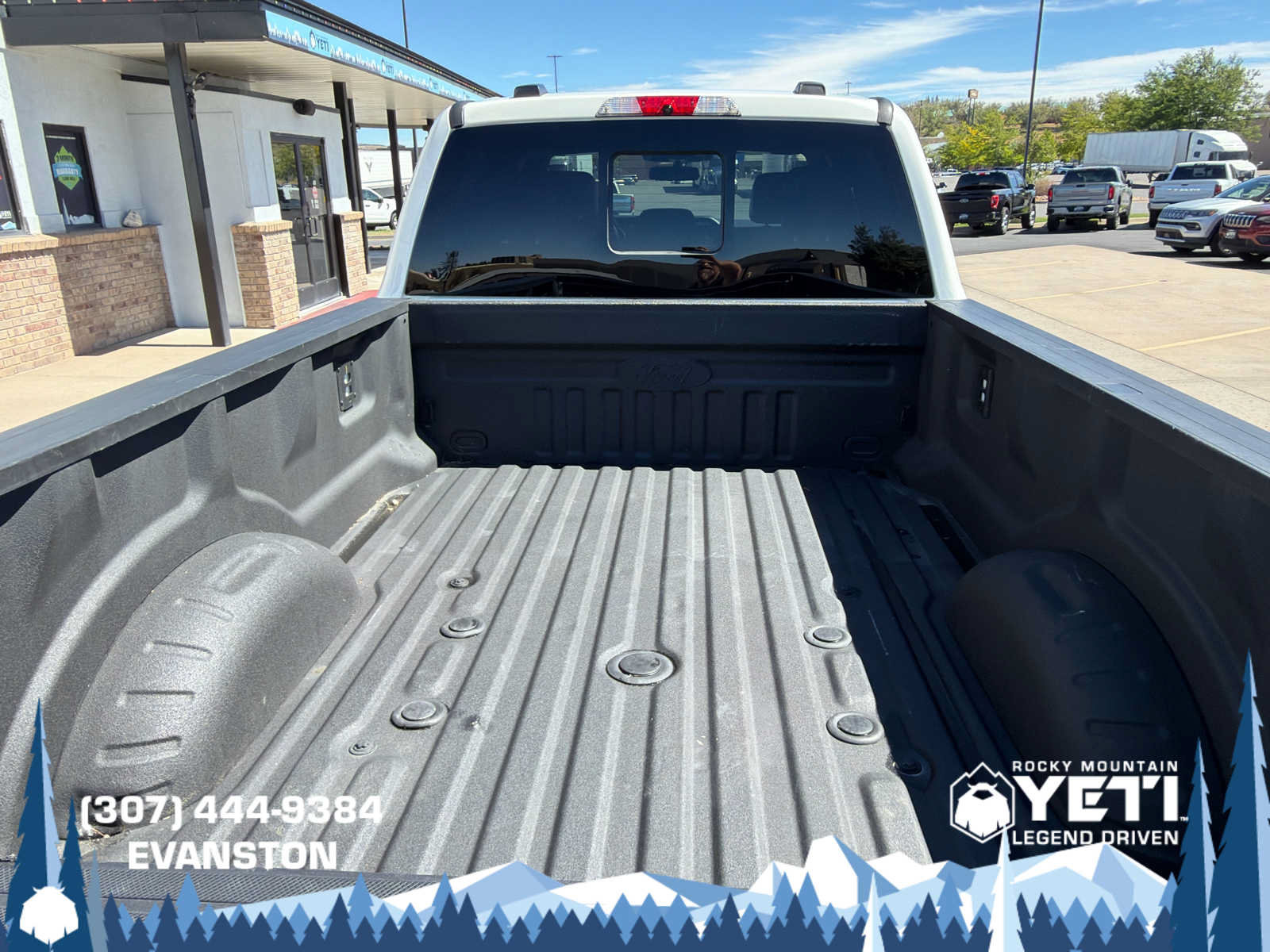 Used 2025 Ford F350 Platinum AWD/4WD image 13