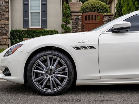 Used 2023 Maserati Quattroporte GT RWD image 4